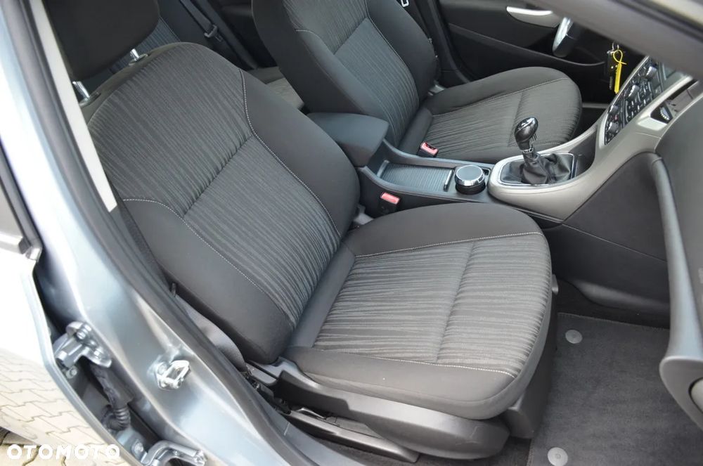 Opel Astra - 24