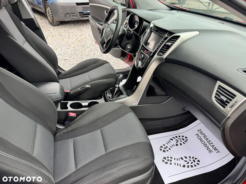 Hyundai i30 - 25