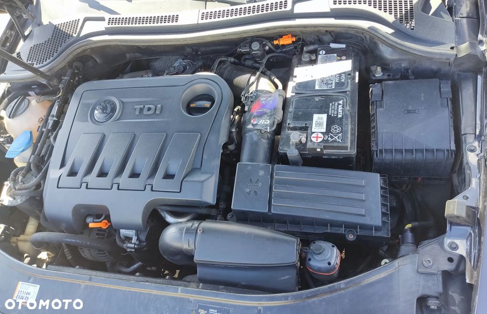 Skoda Superb 2.0 TDI Comfort - 22