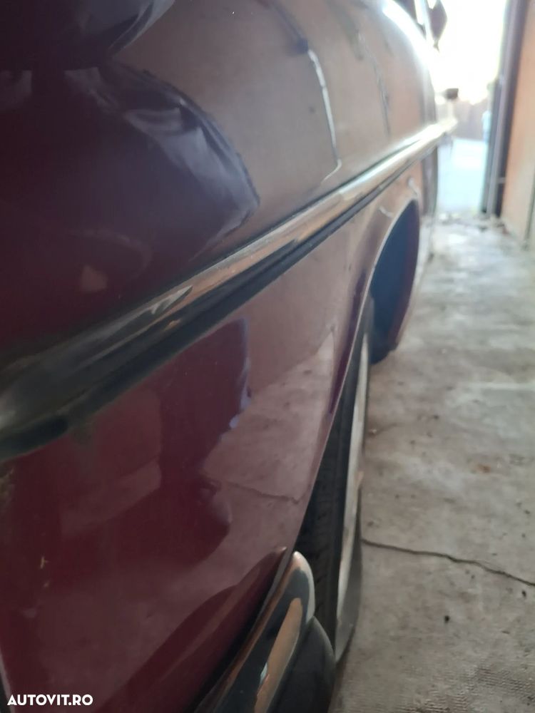 Mercedes-Benz W115 - 26