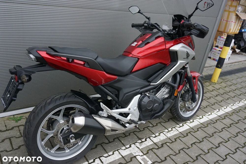 Honda NC - 17