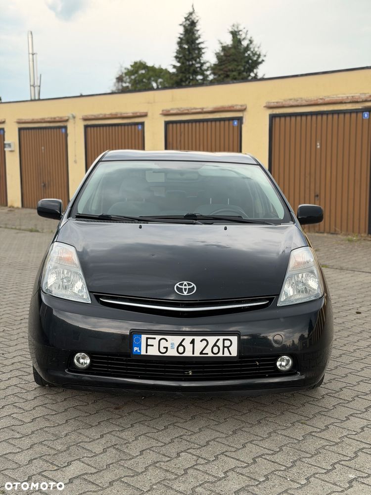 Toyota Prius 1.5 VVT-i Prestige - 4