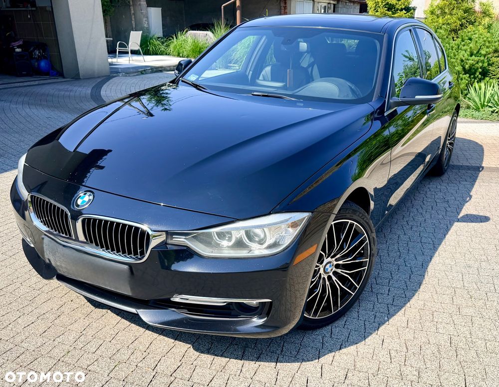 BMW Seria 3 328i xDrive Luxury Line - 1