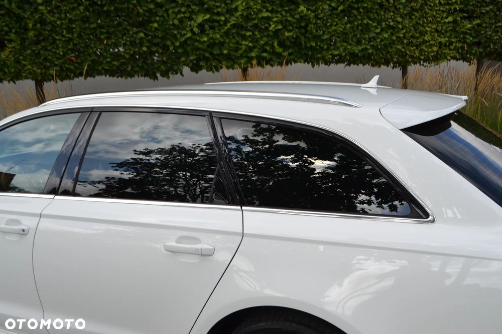 Audi A6 Avant - 10