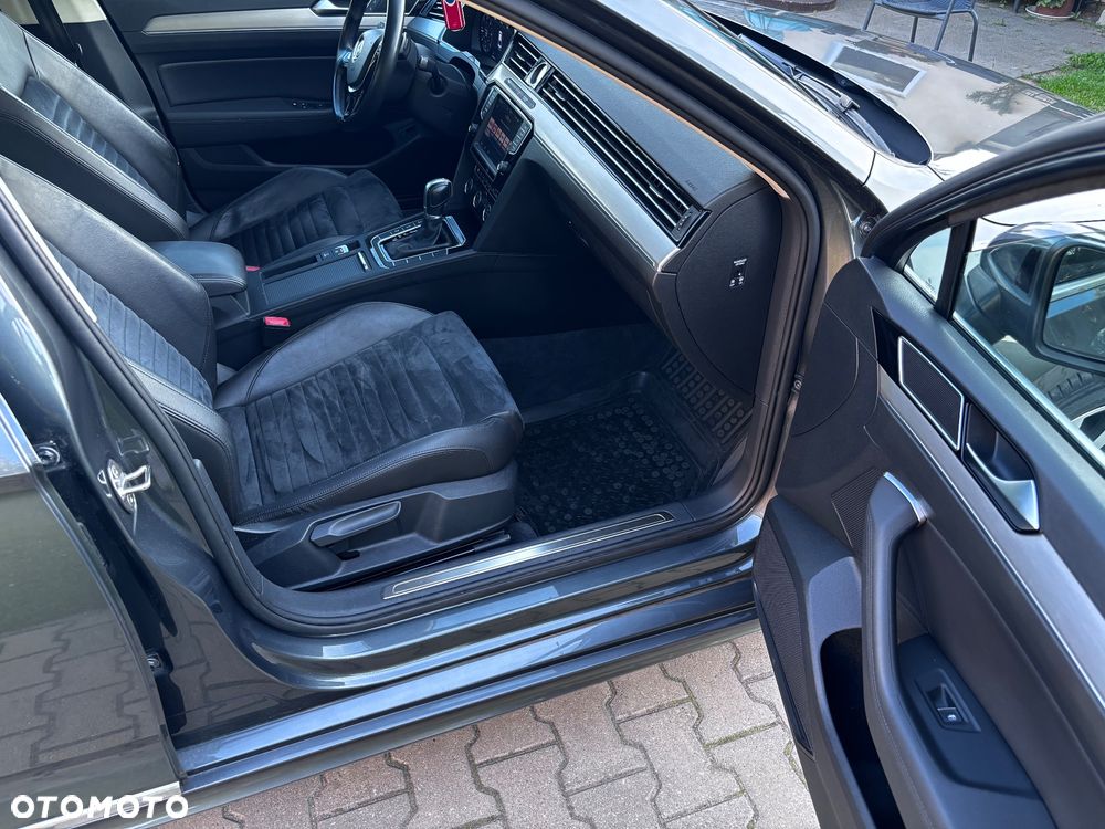 Volkswagen Passat 2.0 TDI BMT Highline DSG - 28