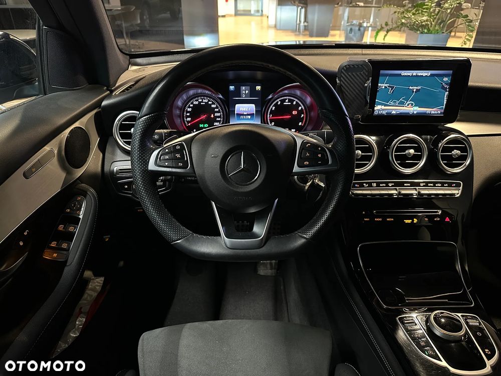 Mercedes-Benz GLC - 9