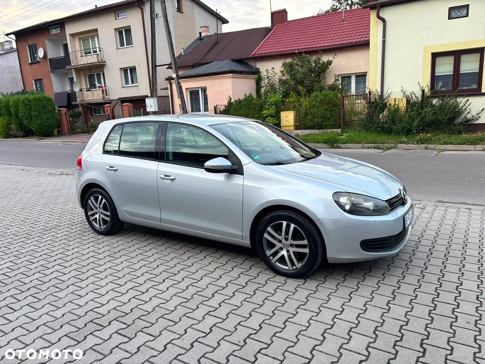 Volkswagen Golf - 23