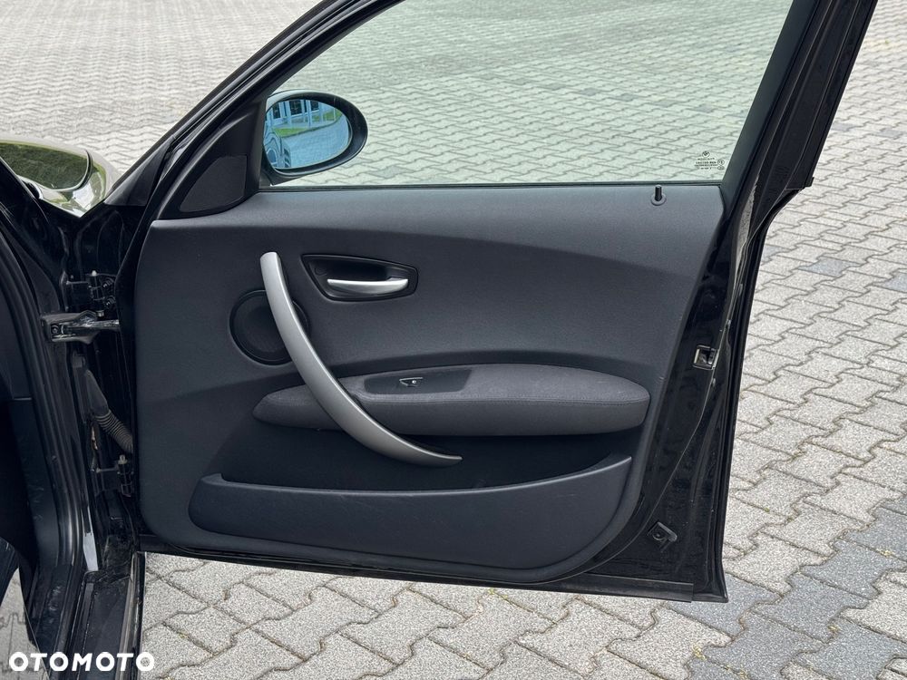 BMW Seria 1 - 19