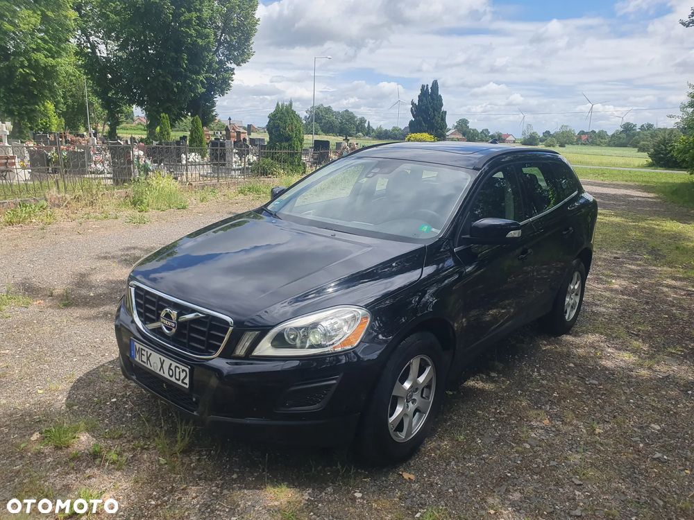 Volvo XC 60 D3 Momentum - 8
