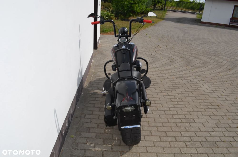 Harley-Davidson Softail Cross Bones - 17