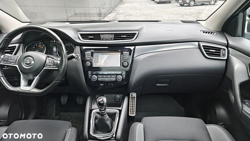 Nissan Qashqai - 10