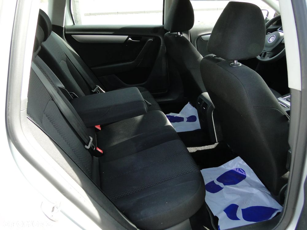 Volkswagen Passat 2.0 TDI DSG BlueMotion Technology Highline - 14