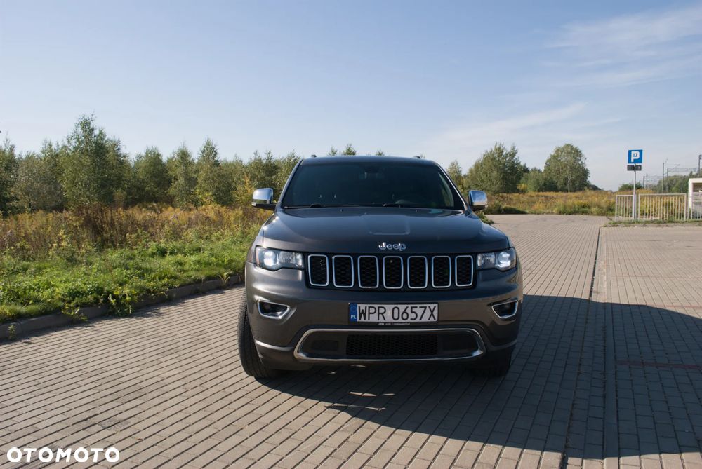 Jeep Grand Cherokee - 3
