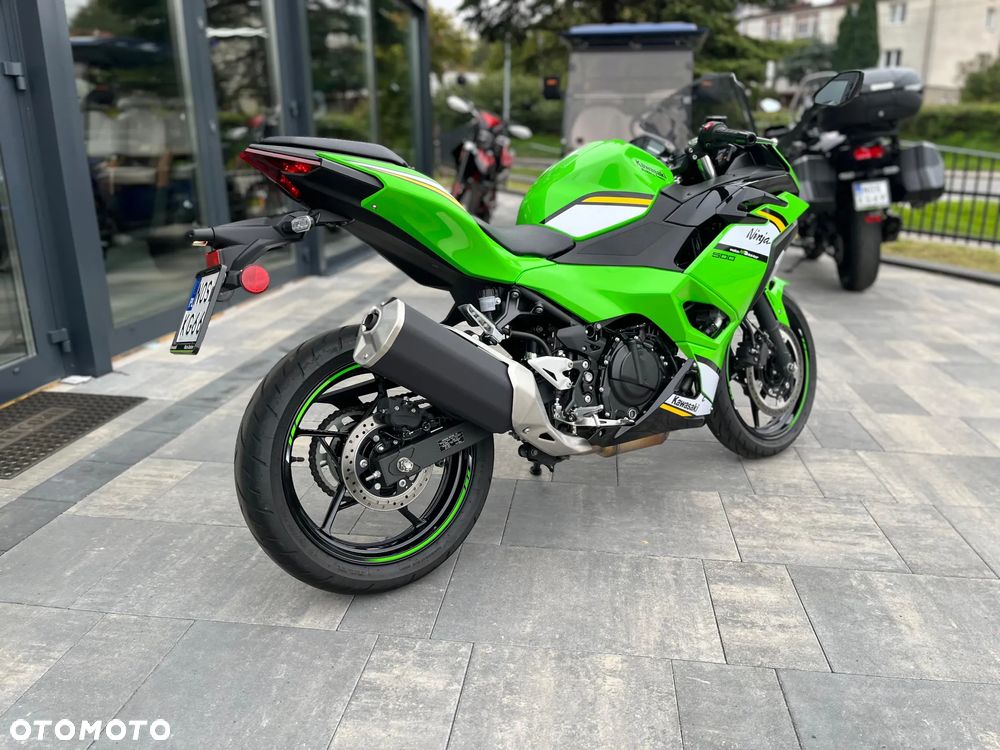 Kawasaki Ninja - 12