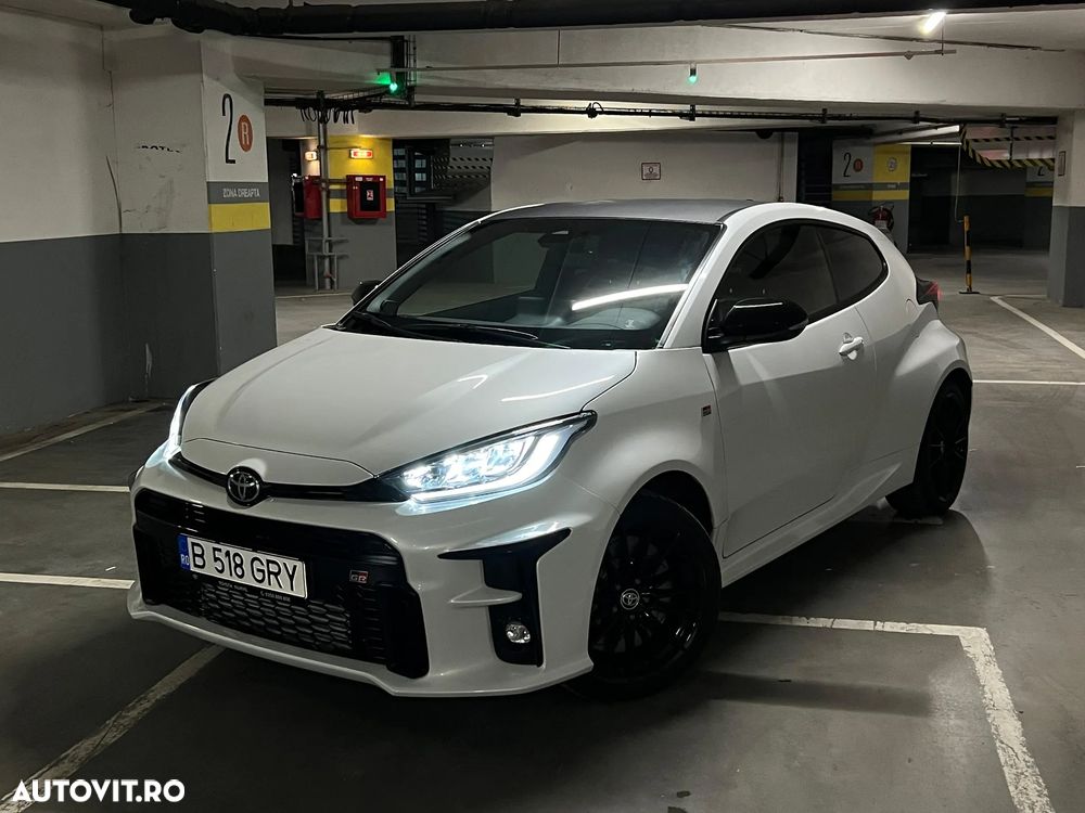 Toyota Yaris - 1
