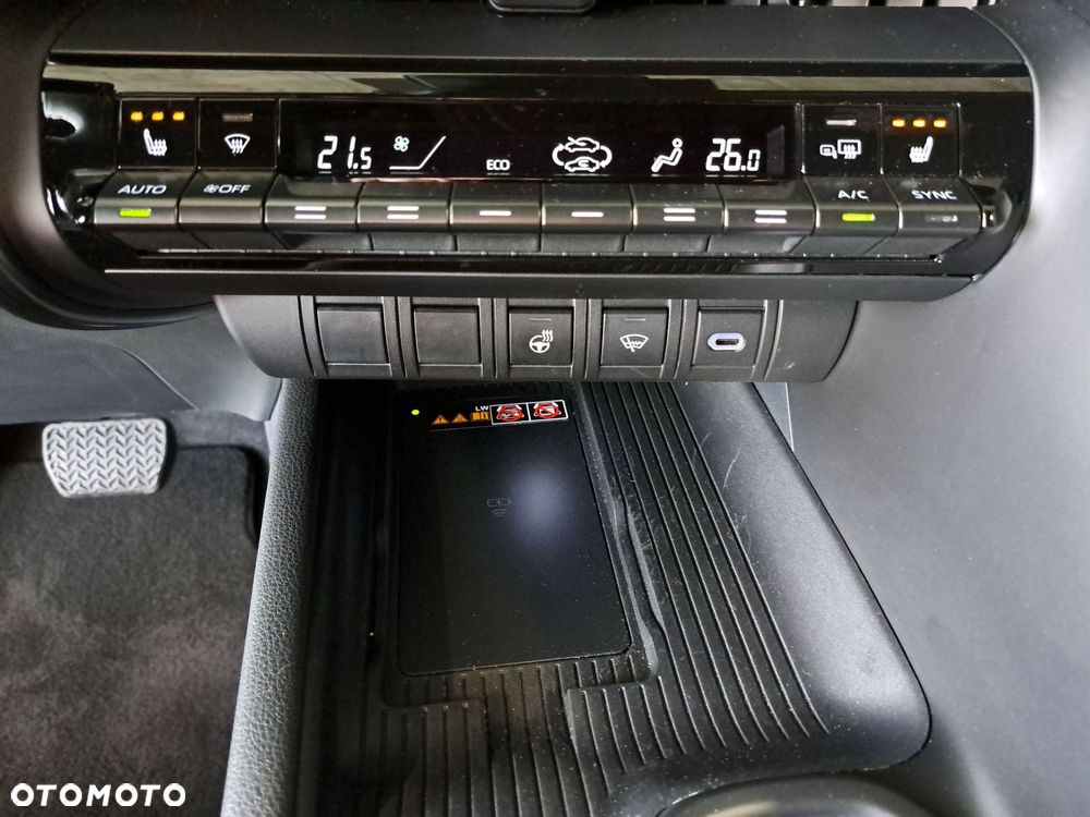 Toyota C-HR - 26