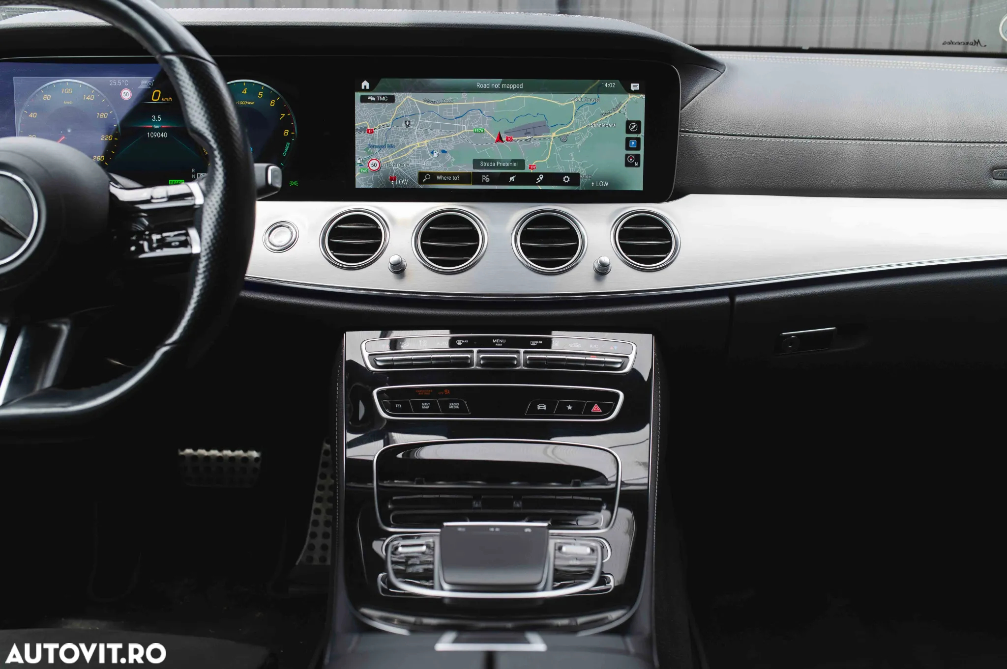 Mercedes-Benz E 300e 4Matic 9G-TRONIC Edition AMG Line - 18