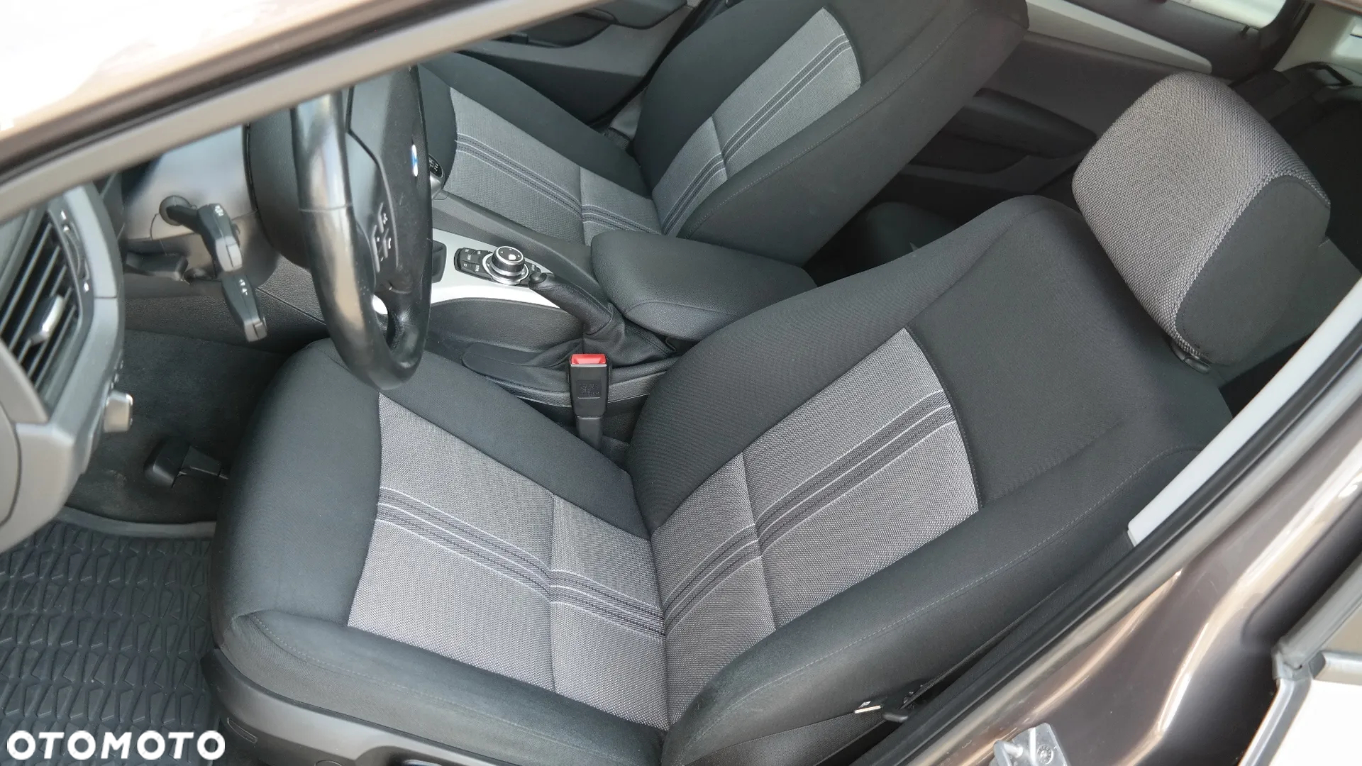 BMW X1 xDrive20d - 6