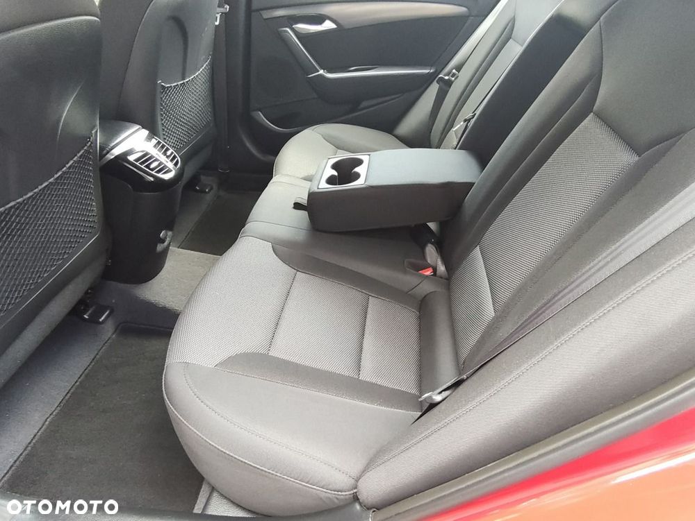 Hyundai i40 i40cw 1.7 CRDi Fifa World Cup Edition - 22