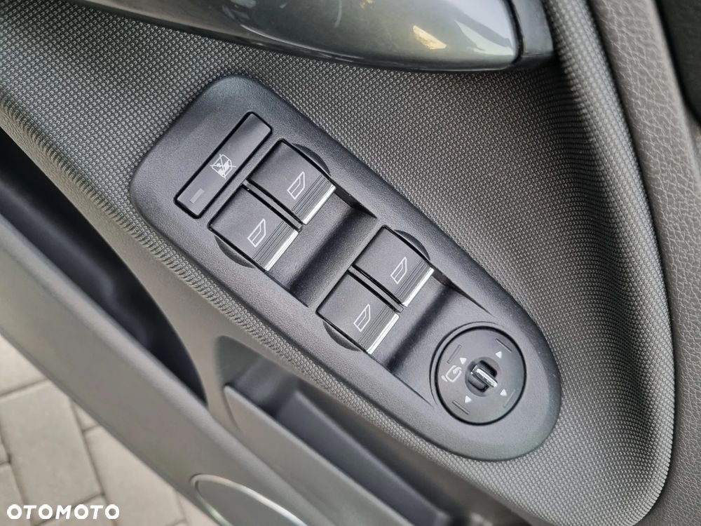 Ford Kuga 2.0 TDCi Titanium - 14