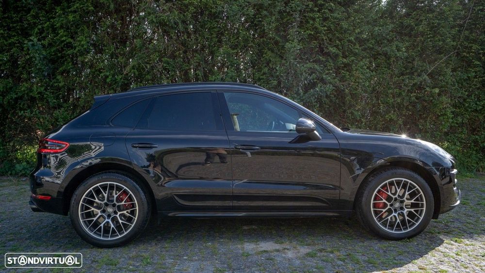 Porsche Macan Turbo Performance Package - 17