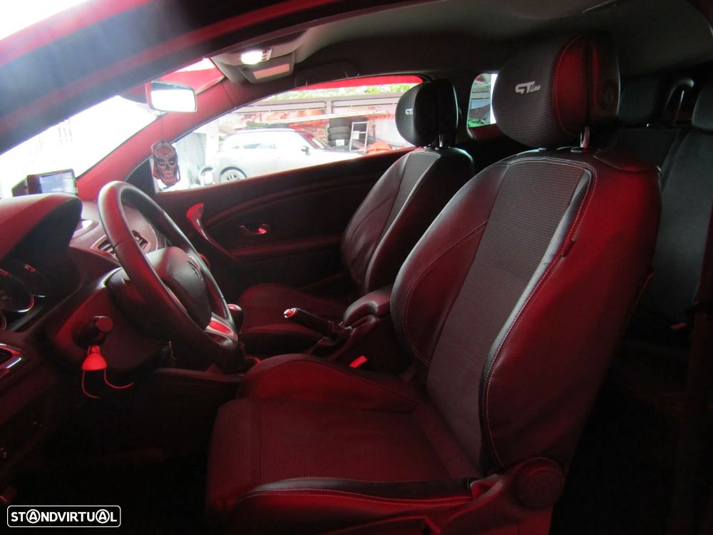 Renault Mégane Coupe Energy dCi 110 FAP Start & Stop GT Line - 10