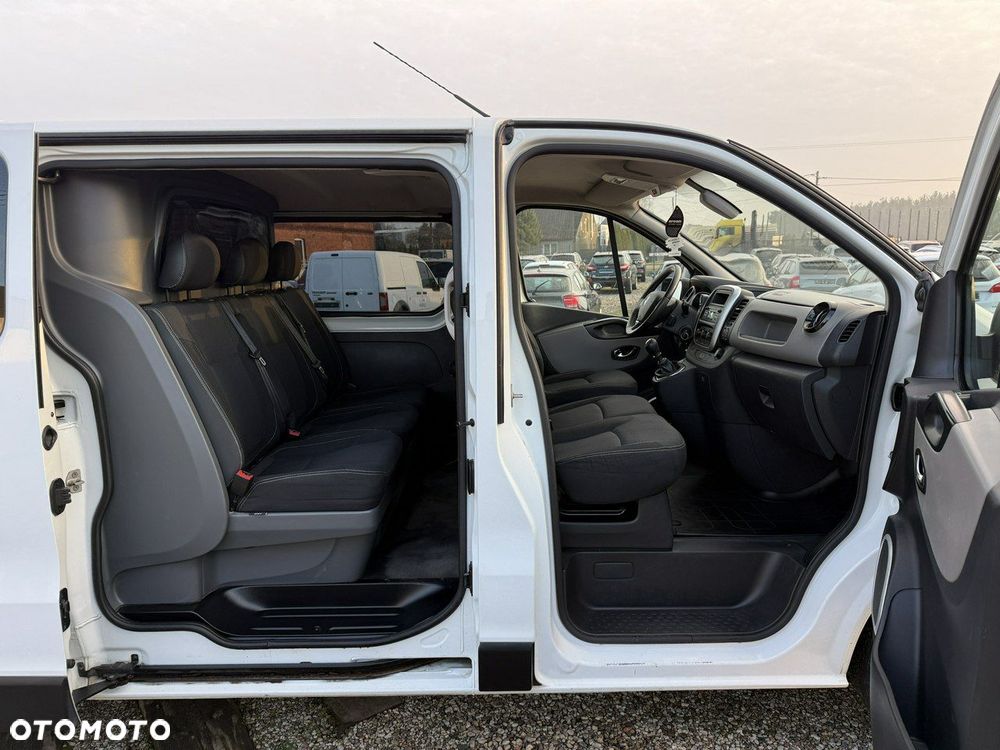 Renault Trafic - 2