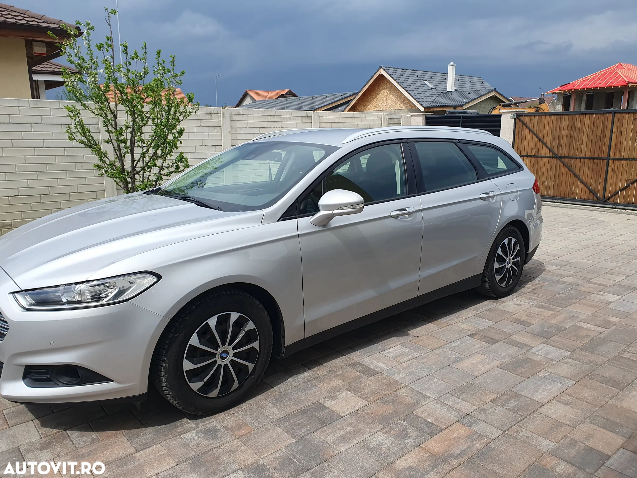 Ford Mondeo 2.0 TDCi Powershift Business - 2