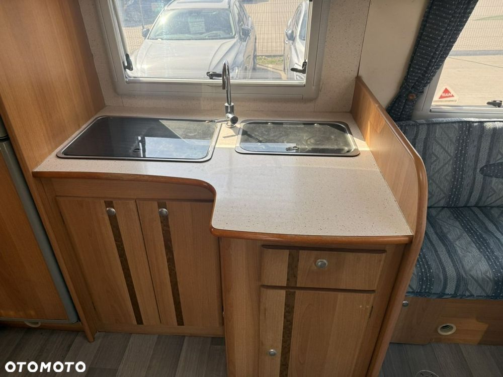 Mercedes-Benz Sprinter - 20