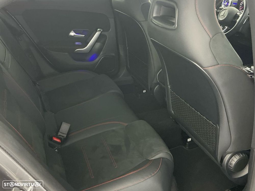 Mercedes-Benz CLA 200 Standard - 24