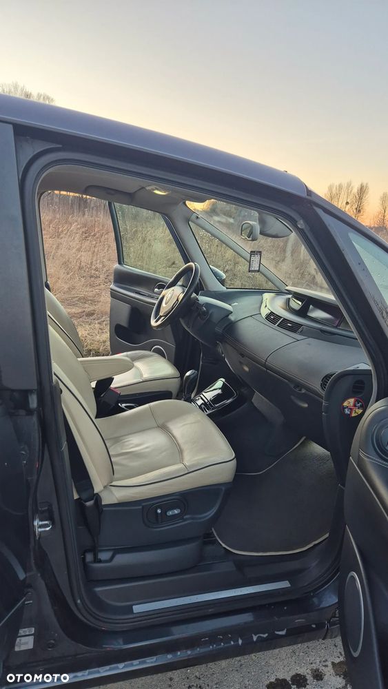 Renault Espace 2.0 dCi FAP Initiale - 11