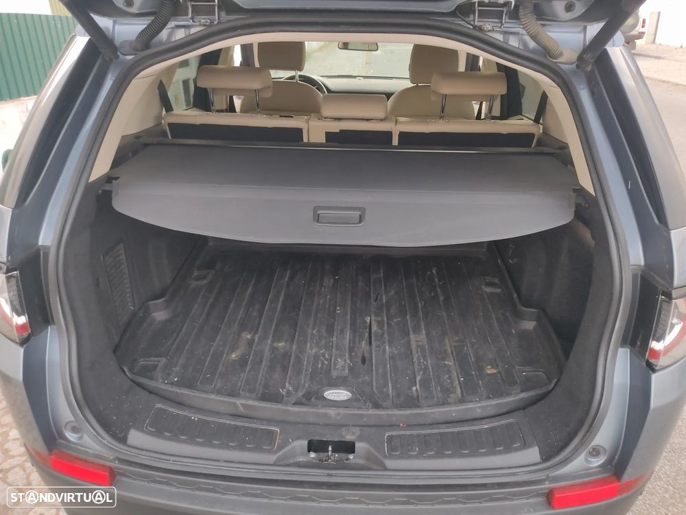 Land Rover Discovery Sport 2.0 TD4 HSE - 11