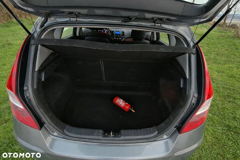 Hyundai i30 1.6 CRDi Blue Classic - 13