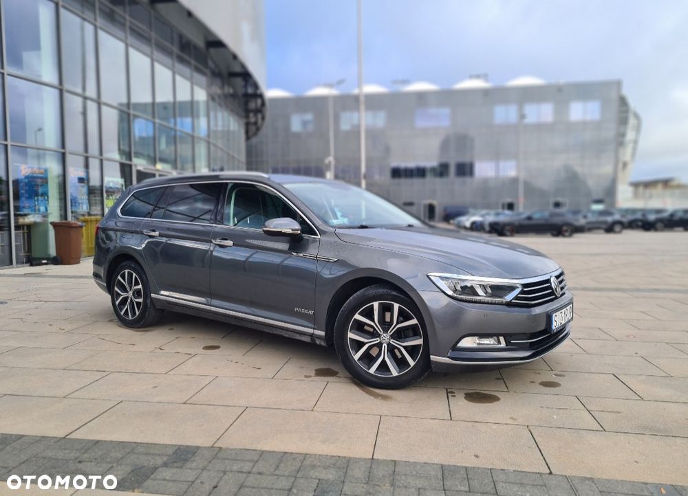 Volkswagen Passat - 12