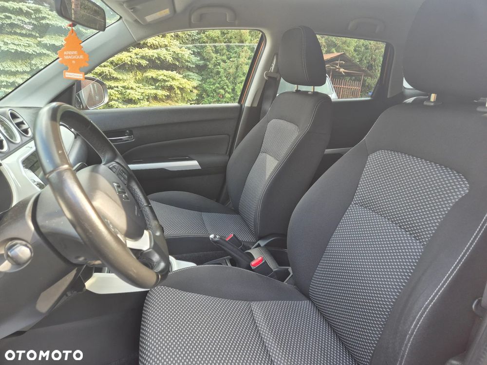 Suzuki Vitara 1.6 Elegance 2WD - 11