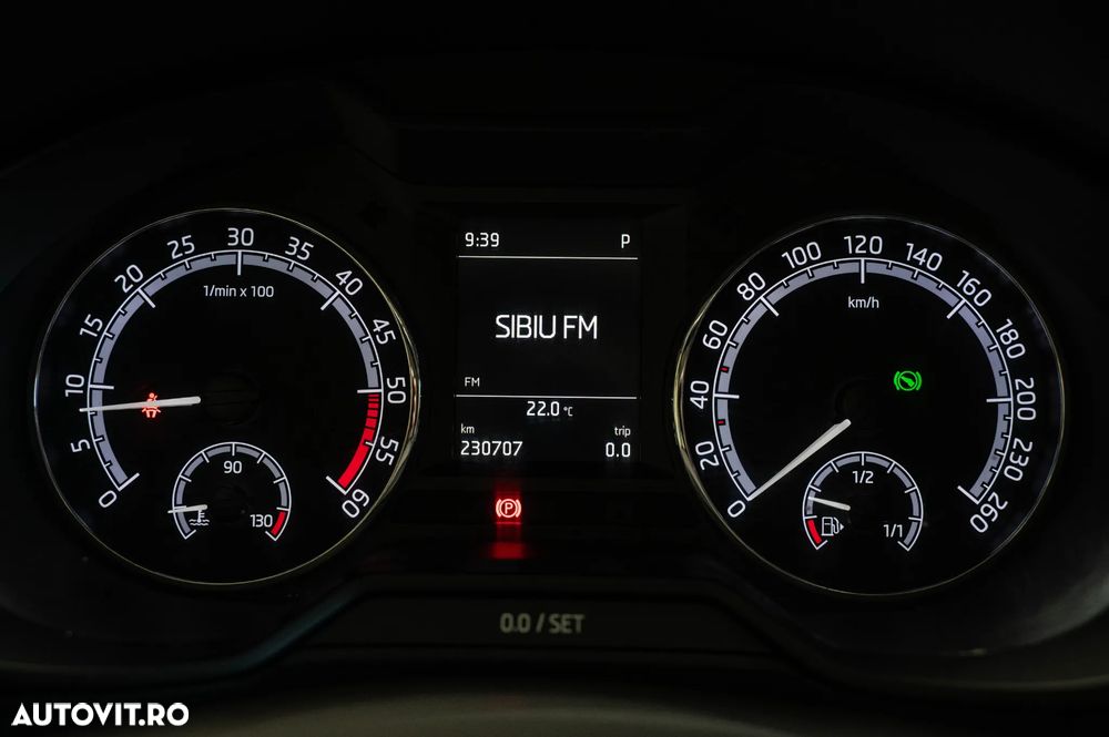 Skoda Octavia 2.0 TDI 4X4 DSG Style - 19