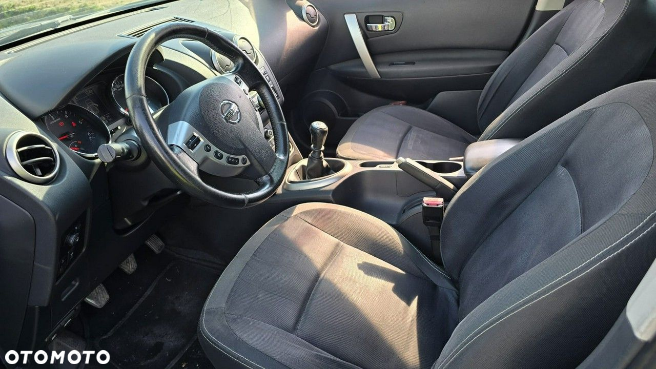 Nissan Qashqai - 13