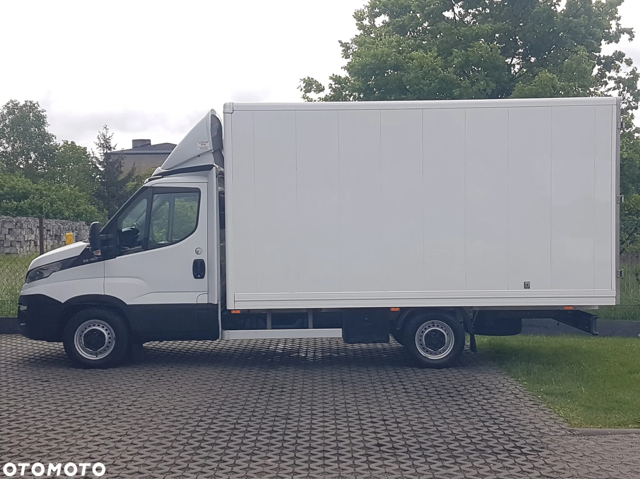 Iveco DAILY 3,0 KLIMA 8EP KONTENER 4,22x2,10x2,11 AC KRAJOWY DMC 3500 KG 35S15 - 11
