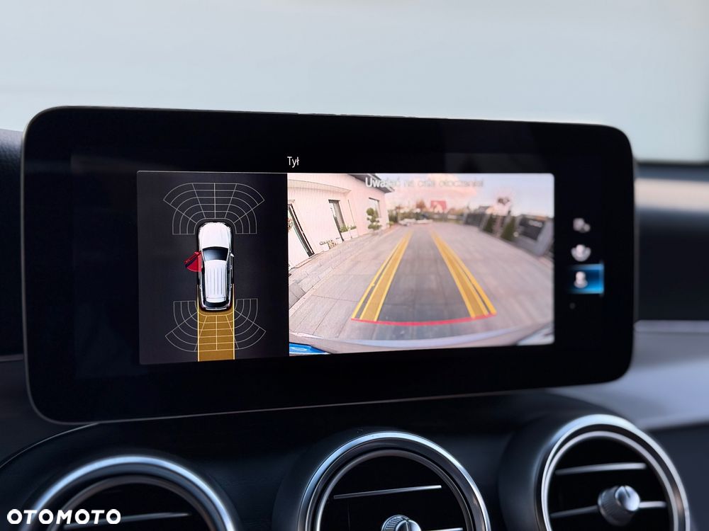 Mercedes-Benz GLC 250 4Matic 9G-TRONIC AMG Line - 15