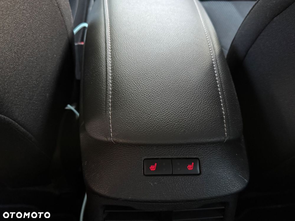 Ford Mondeo - 7