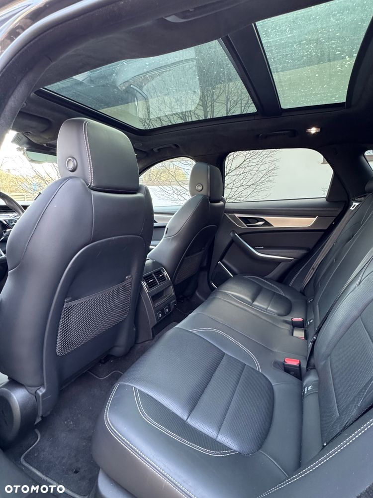 Jaguar F-Pace 2.0 P400e PHEV AWD R-Dynamic HSE - 12