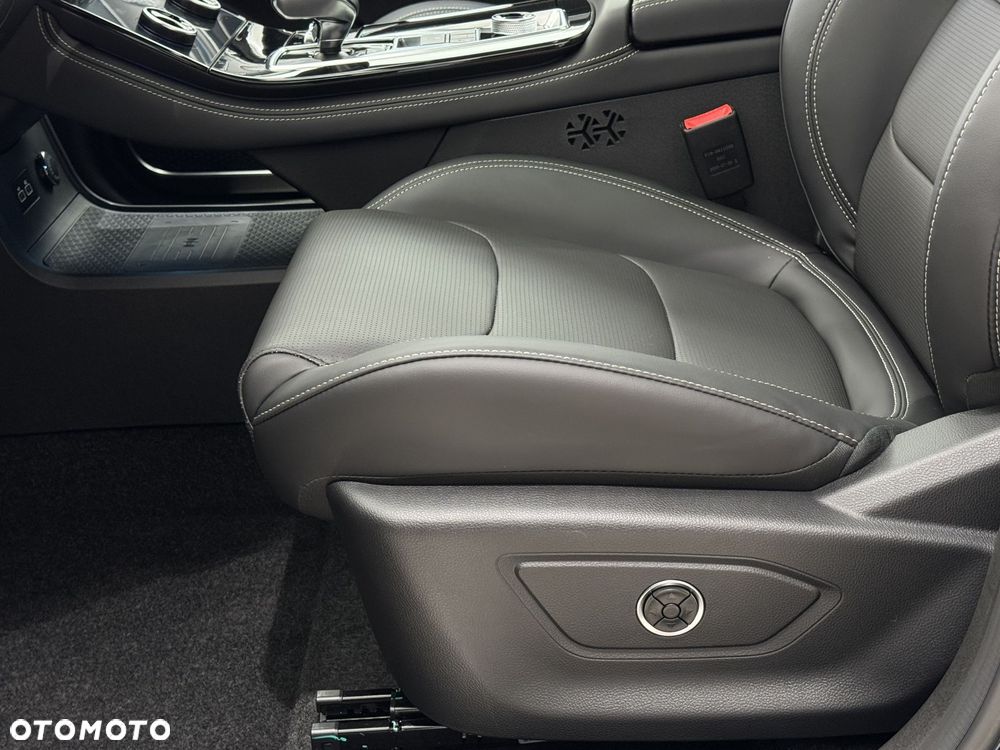 Jetour X70 Plus - 12