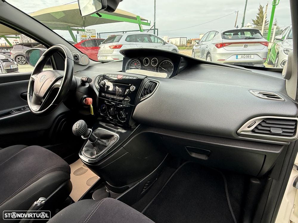 Lancia Ypsilon 1.2 S&S Platinum - 20