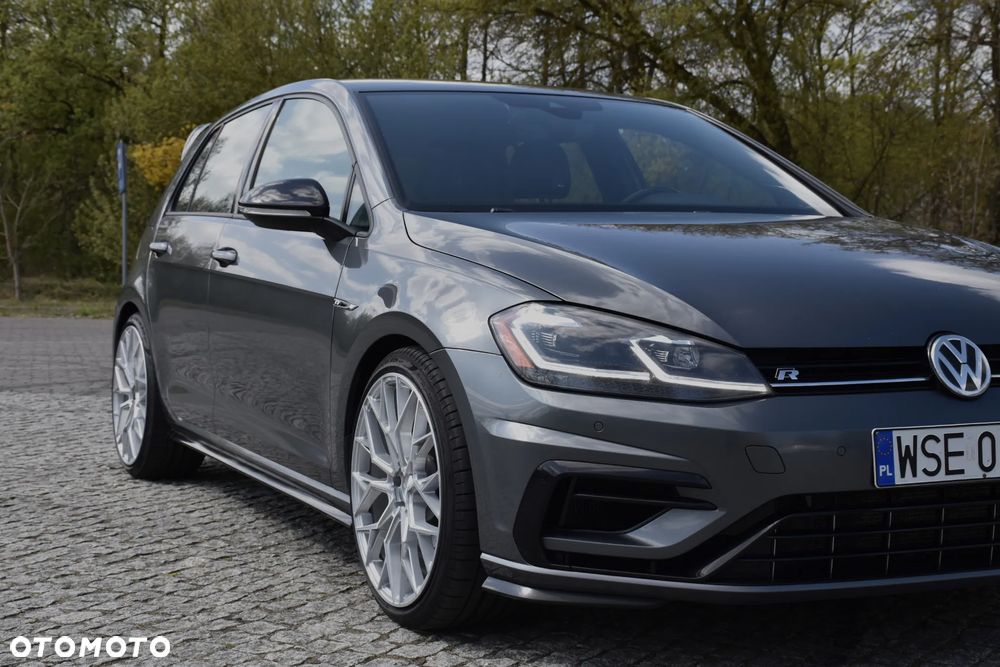 Volkswagen Golf R 4Motion (BlueMotion Technology) DSG - 7