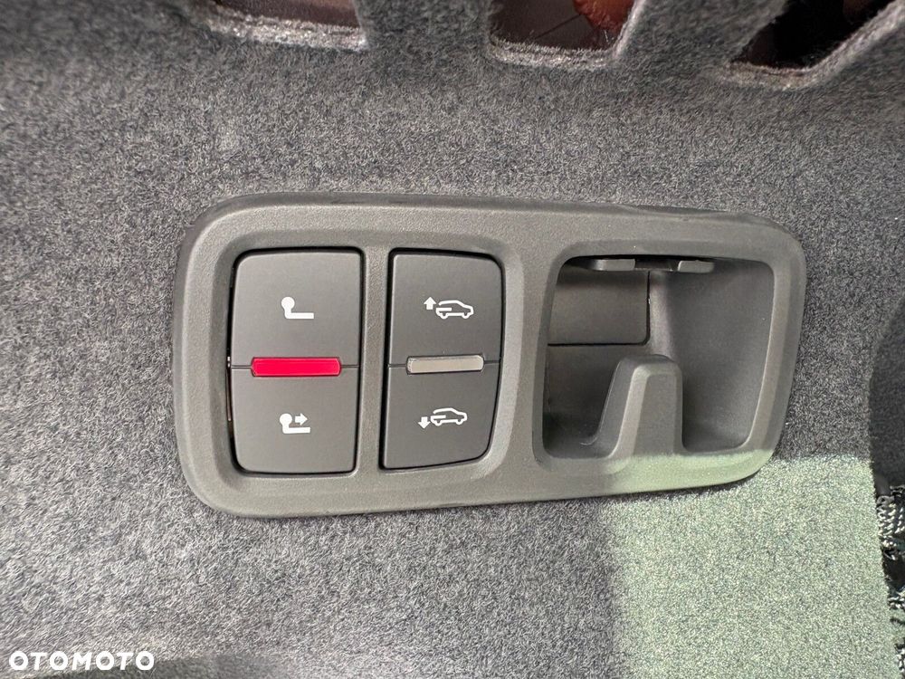 Audi Q8 - 12