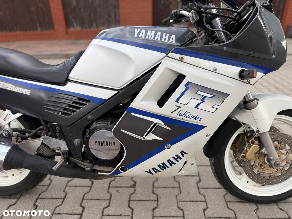 Yamaha FZ - 8