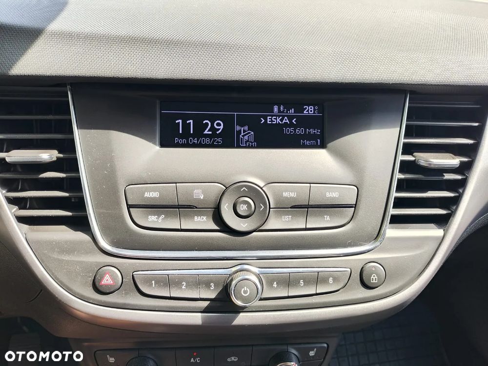 Opel Crossland 1.2 T - 11