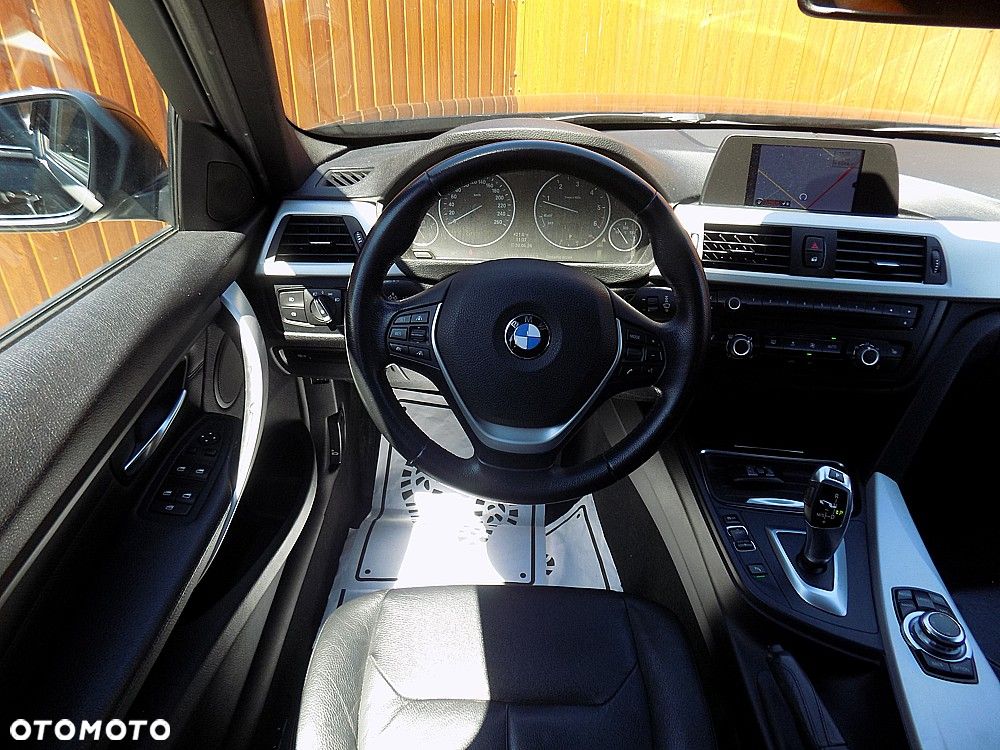 BMW Seria 3 320d Modern Line - 15