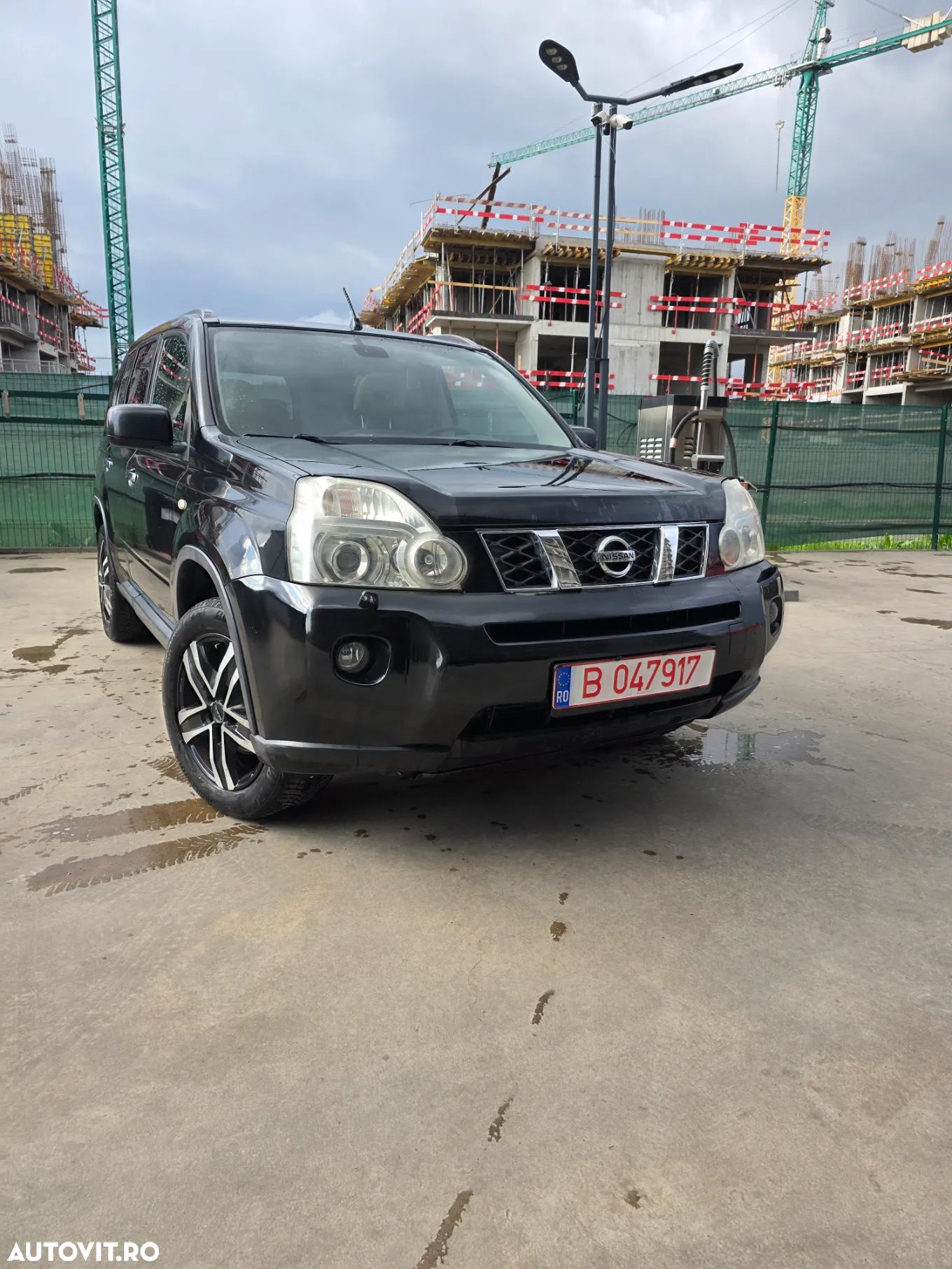 Nissan X-Trail - 1