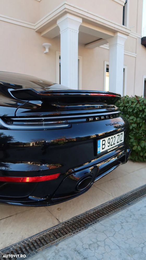 Porsche 911-TURBO-S - 19